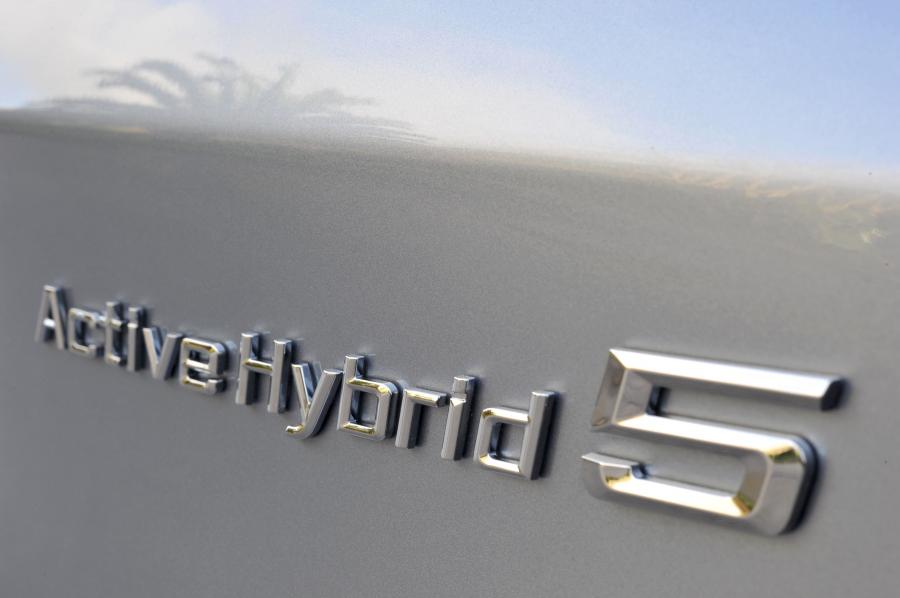  BMW ActiveHybrid 5 2012 года  (фото 56 из 157)